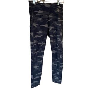 Athleta camo leggings tight 7/8 stretch side pockets 531773‎ NEW heather gray
